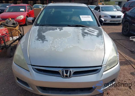 2006 Honda Accord 2.4 Ex z USA, uszkodzony, nr VIN 1HGCM56726A143524